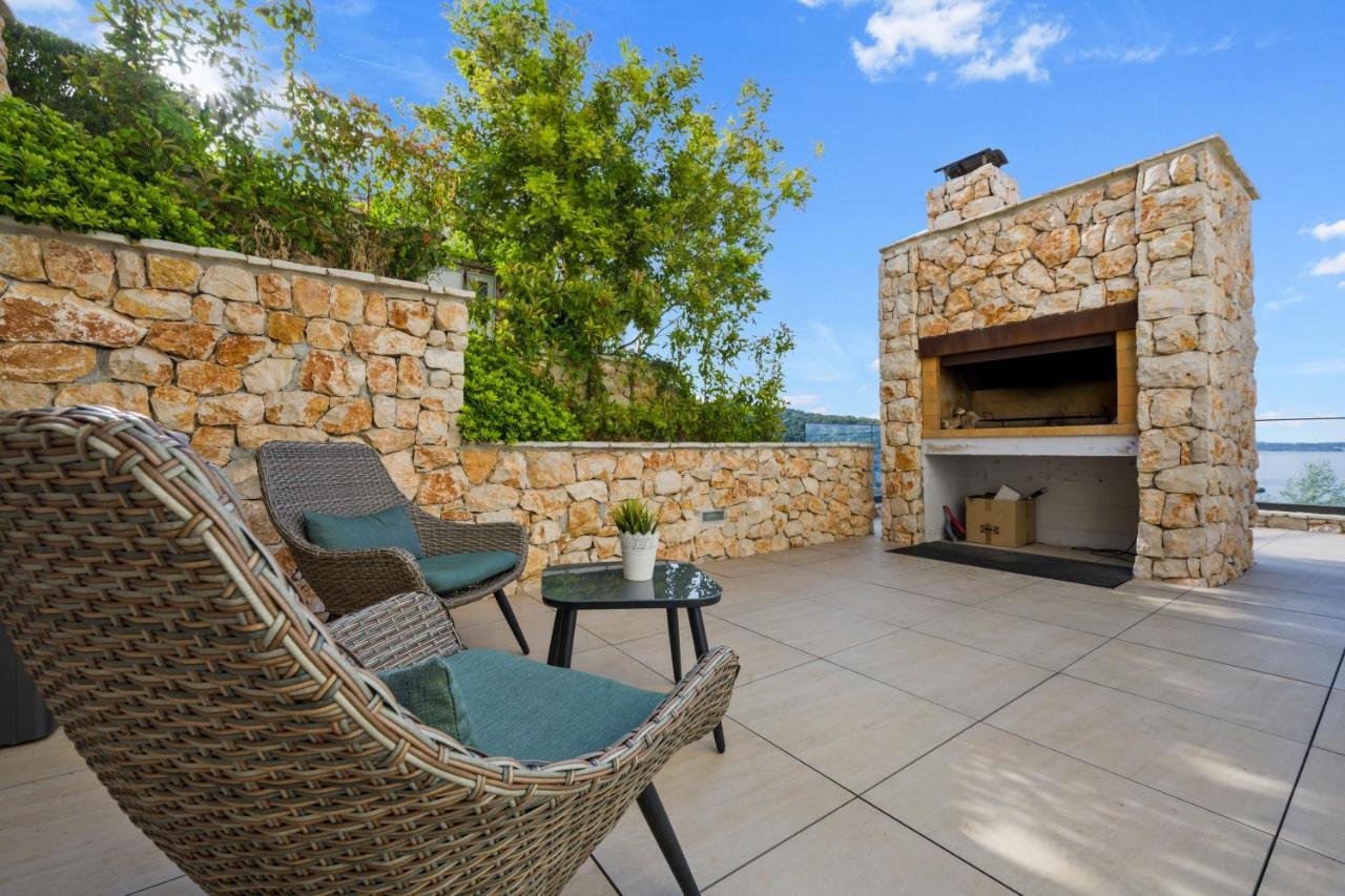 Villa Lonely Place Vinisce Exterior photo